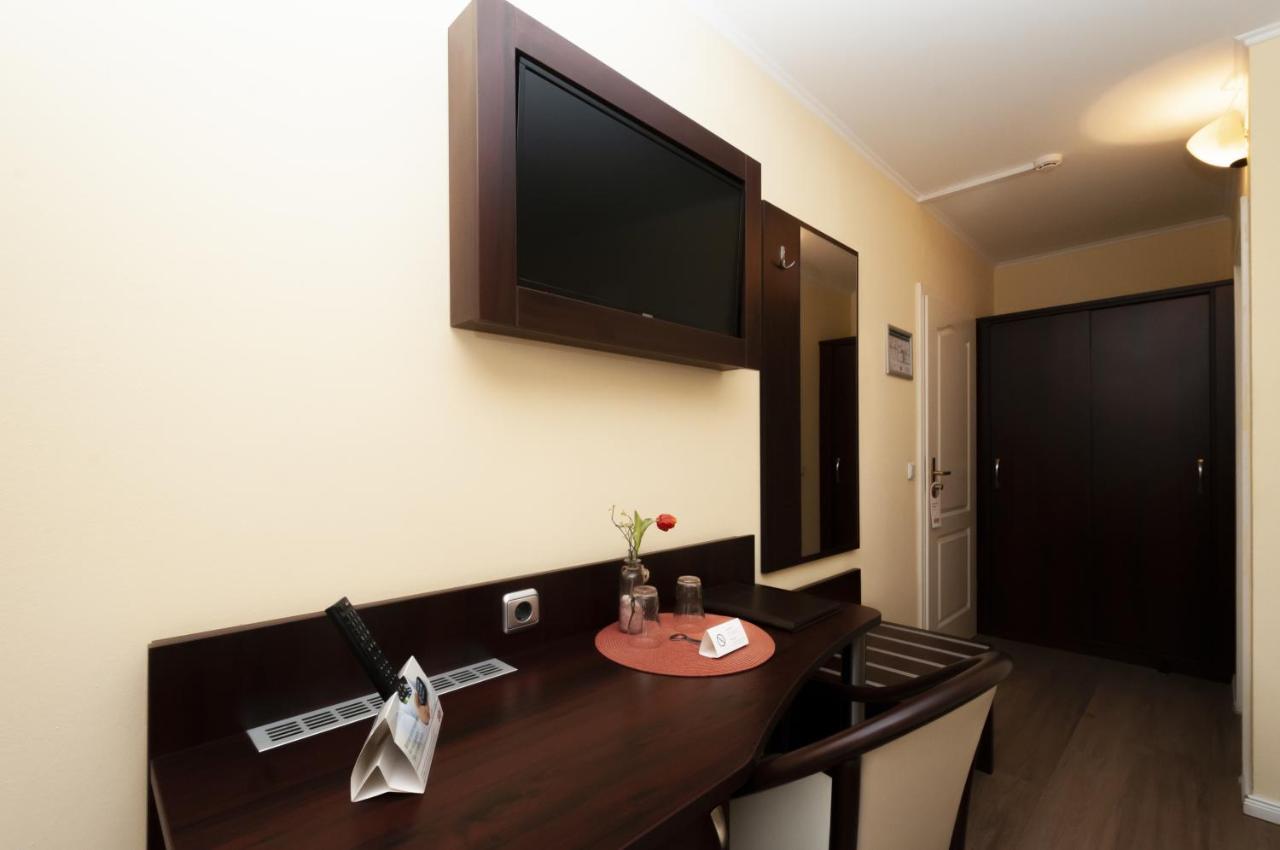 Standard Double Room,739253260:JPEG